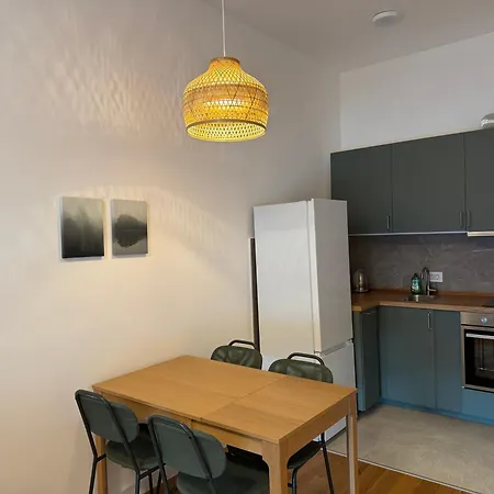 Woodstar ベオグラード